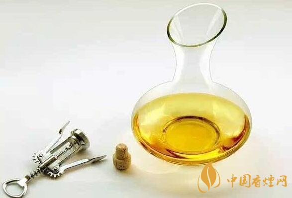 白葡萄酒需要醒酒嗎 白葡萄酒醒酒注意事項