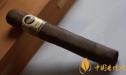 網(wǎng)上能買(mǎi)雪茄嗎 怎么在網(wǎng)上購(gòu)買(mǎi)雪茄?