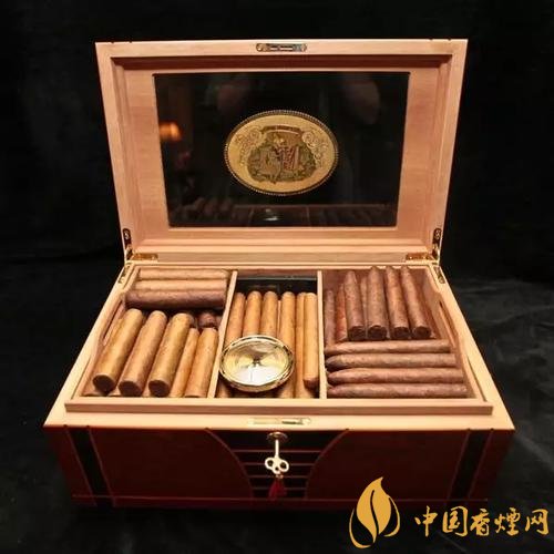 初次使用雪茄保濕盒需要注意什么 初次使用雪茄保濕盒注意事項(xiàng)