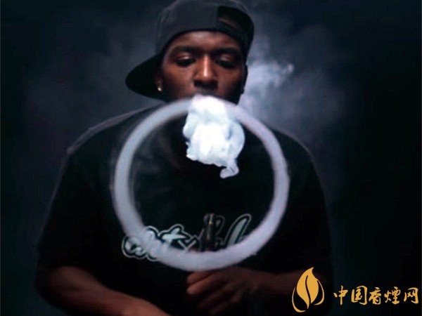 抽煙怎么吐煙圈，吐煙圈是種藝術(shù)