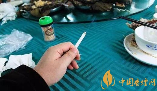 飯后抽煙危害更大嗎，飯后抽煙為什么舒服